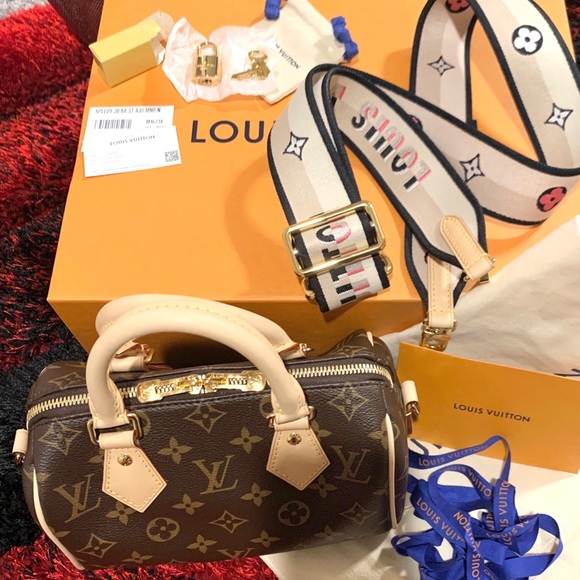 🆕💜Louis Vuitton ADJUSTABLE SPEEDY BANDOULIÈRE 20 Black Strap - Picture 9 of 17